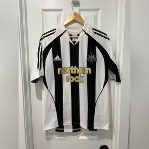 Adidas Newcastle United Black & White Striped Soccer Jersey vintage 2005